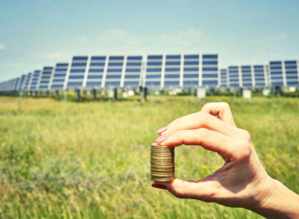 The energy industry can benefit from reducing the maintenance costs of photovoltaic panels