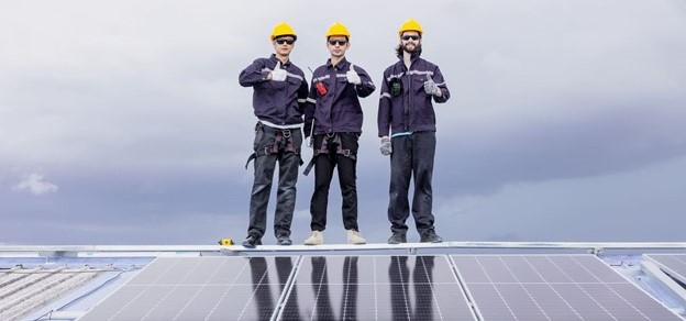 Installers of photovoltaic systems