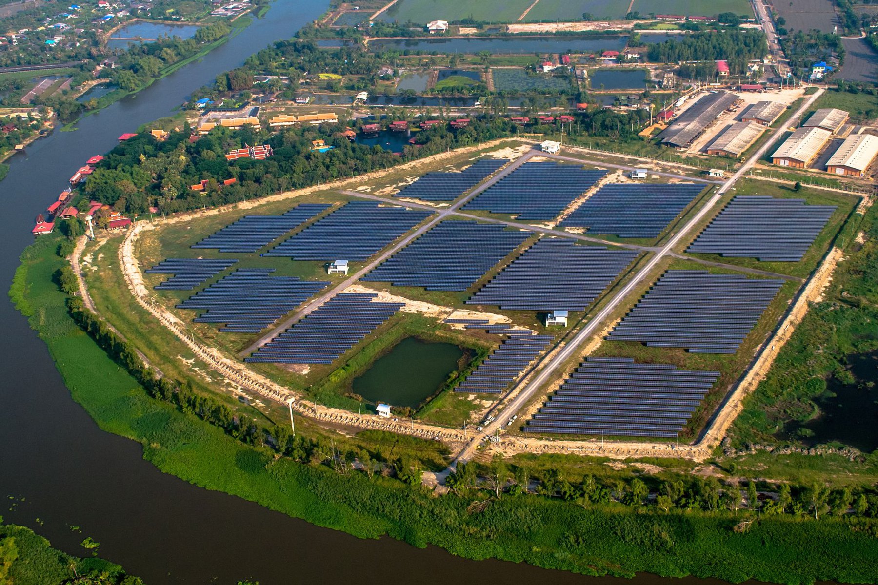 Investing in solar parks, an opportunity Investing in solar parks, an opportunity