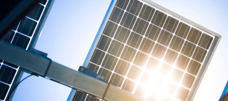 Production of solar panels: materials and components